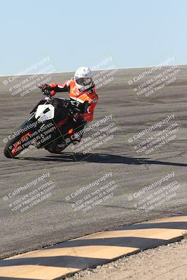 media/Oct-13-2025-Moto Forza (Mon) [[a66d839500]]/4-C Group/Session 2 (Bowl)/